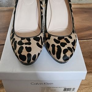Calvin Klein Womens size 10 pumps